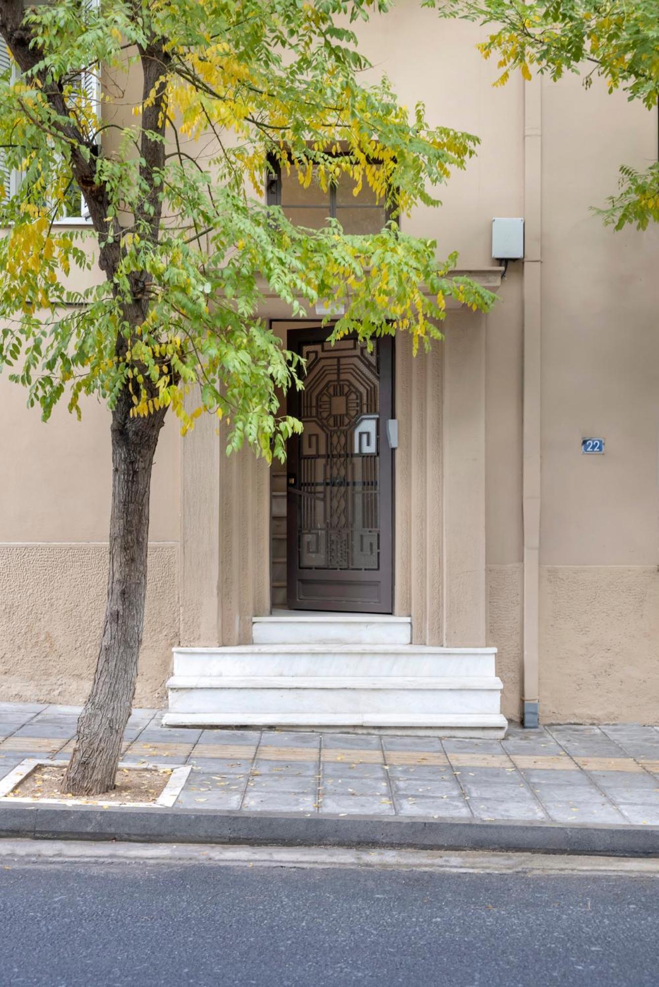 Acropolis Maisonette 3br 6ppl 15min Metro&museum