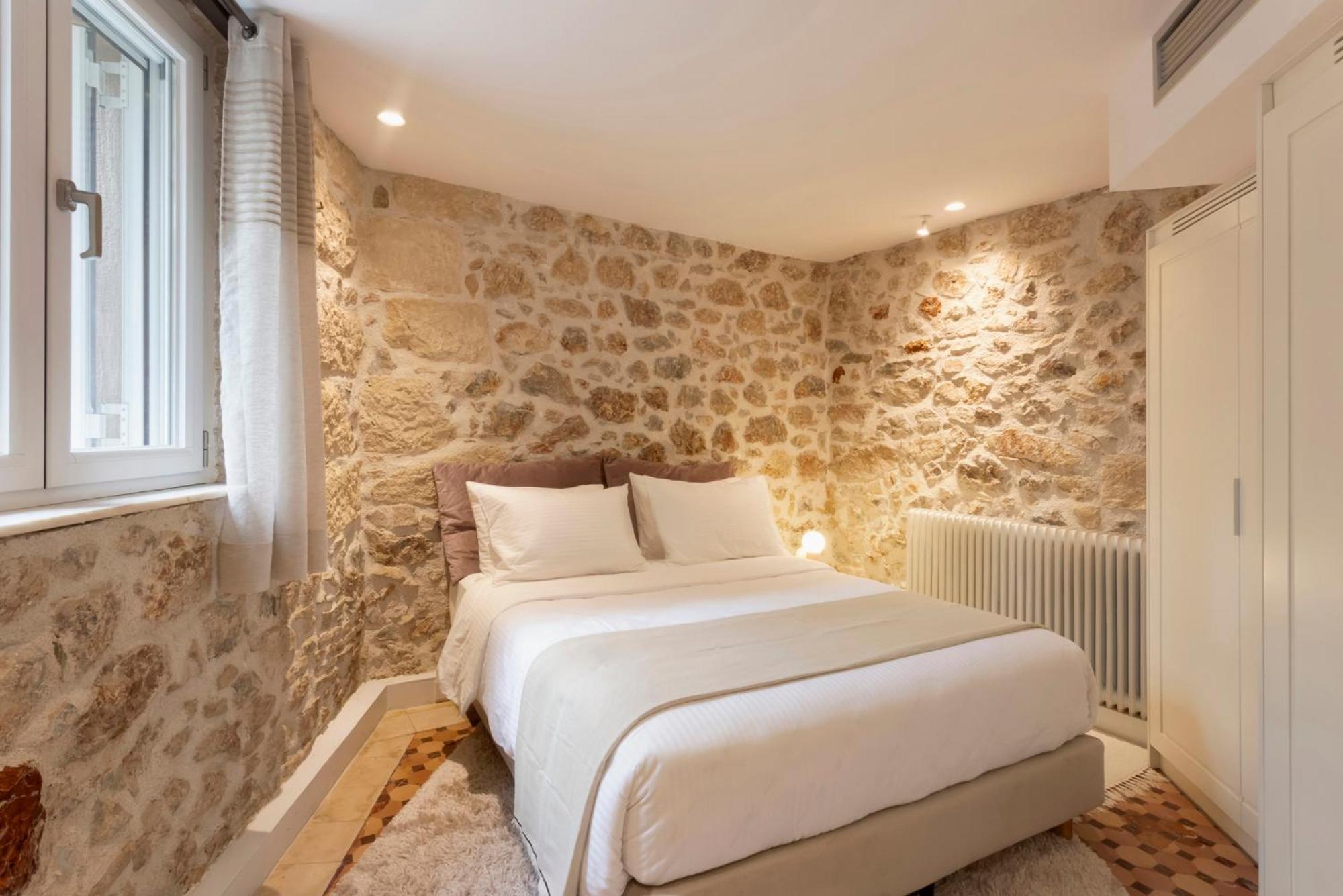Acropolis Maisonette 3br 6ppl 15min Metro&museum
